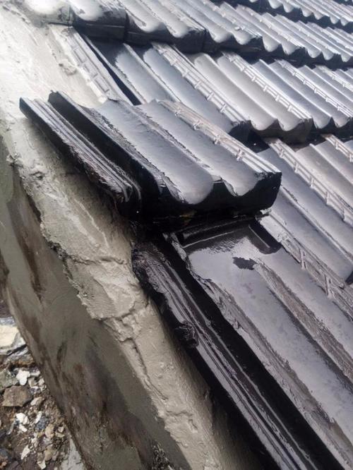 房顶漏水办彩瓦房屋面渗漏修南京房屋防水维修
